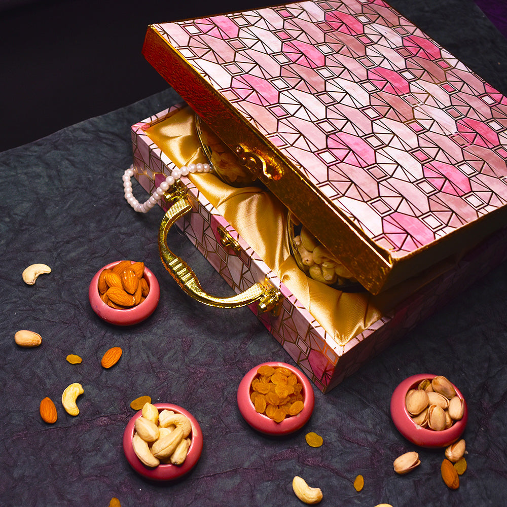 Royal Treat Combo – Premium Assorted Nuts & Dry Fruits Gift Box